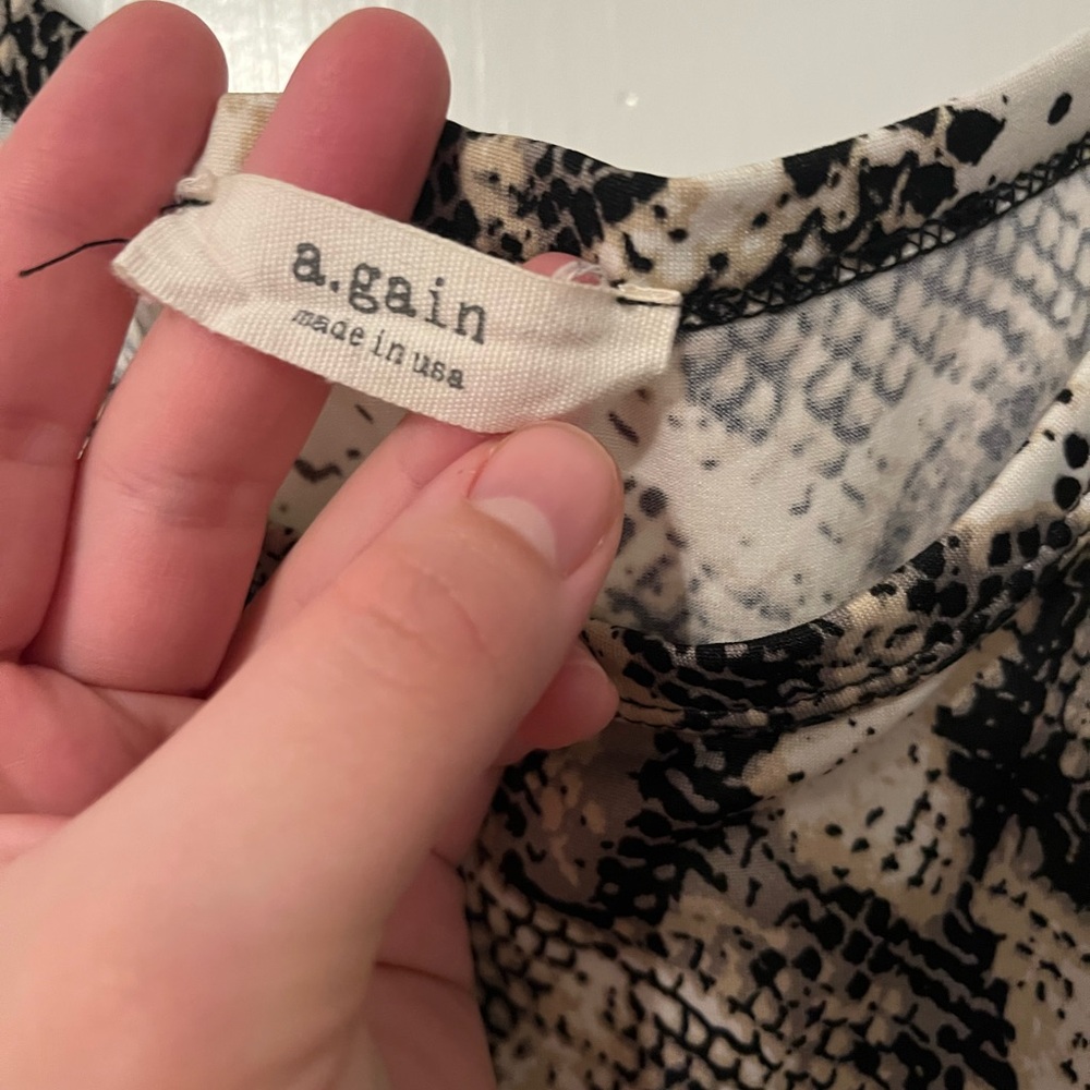 Snake Print Tank Top - Picture 2 of 4